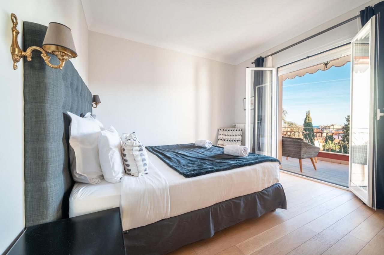 La Fabrique A Poupees - Chambres Et Appartements De Charme Au Coeur De Ментона Экстерьер фото