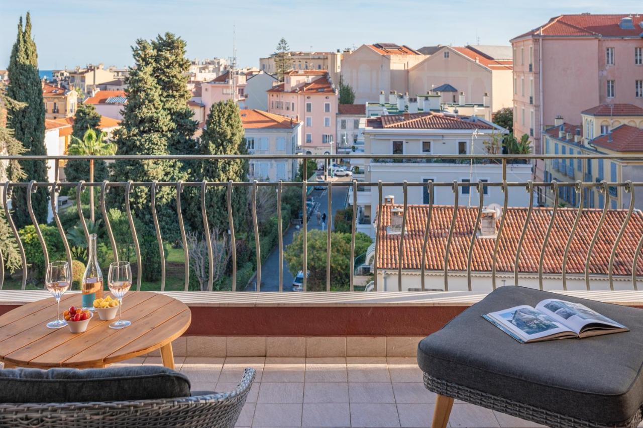 La Fabrique A Poupees - Chambres Et Appartements De Charme Au Coeur De Ментона Экстерьер фото