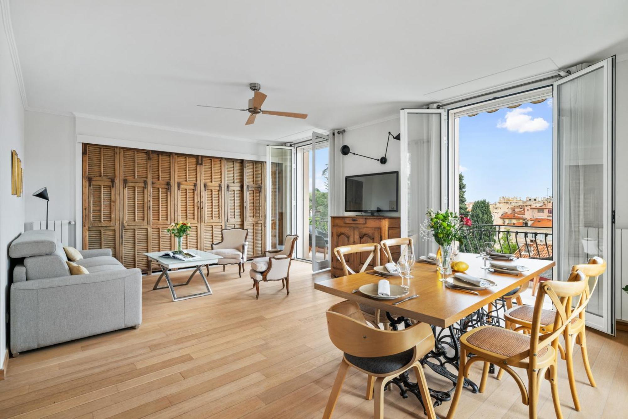 La Fabrique A Poupees - Chambres Et Appartements De Charme Au Coeur De Ментона Экстерьер фото