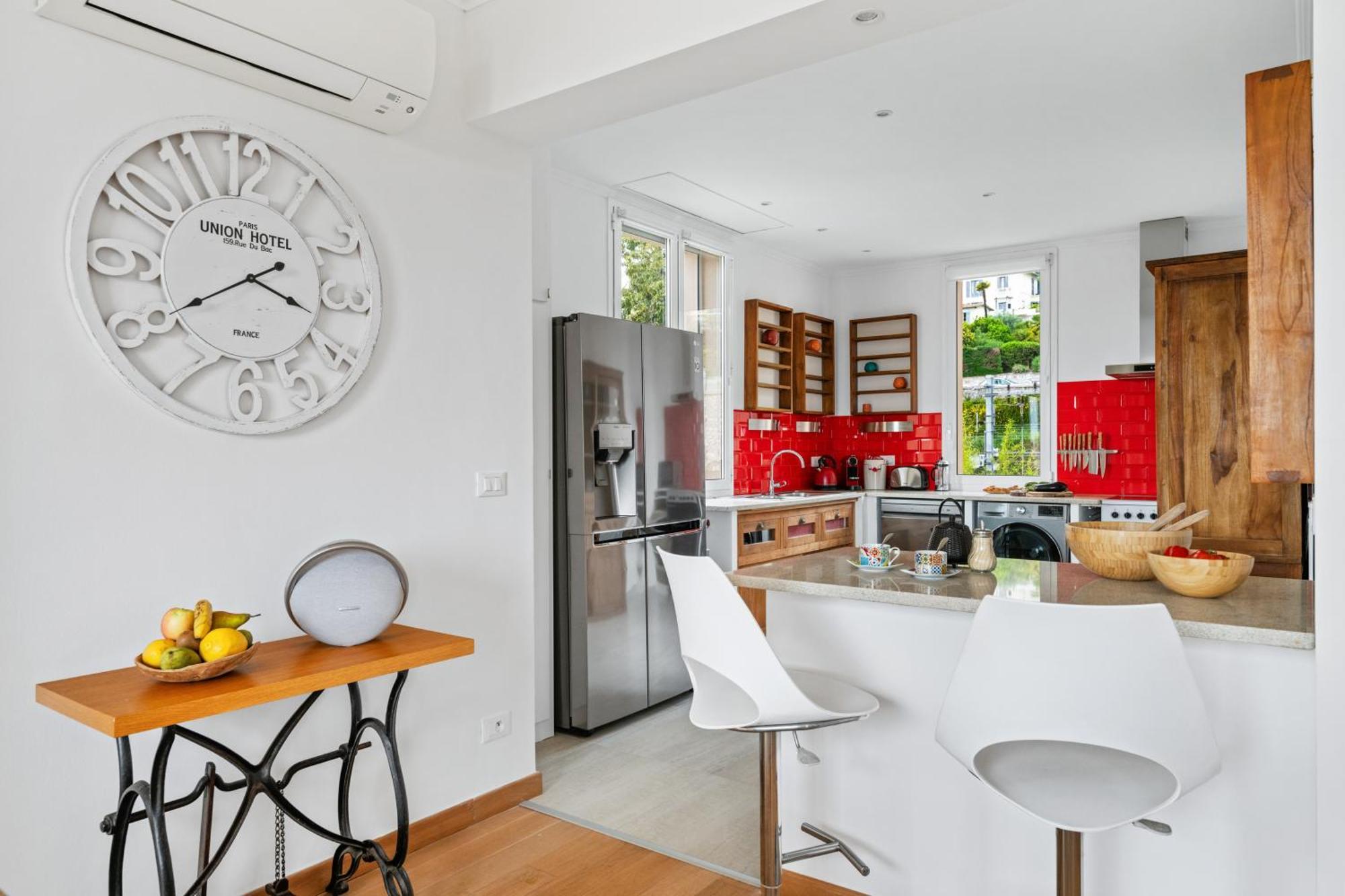 La Fabrique A Poupees - Chambres Et Appartements De Charme Au Coeur De Ментона Экстерьер фото