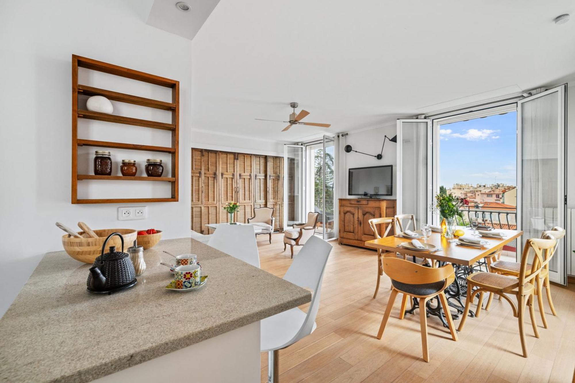 La Fabrique A Poupees - Chambres Et Appartements De Charme Au Coeur De Ментона Экстерьер фото